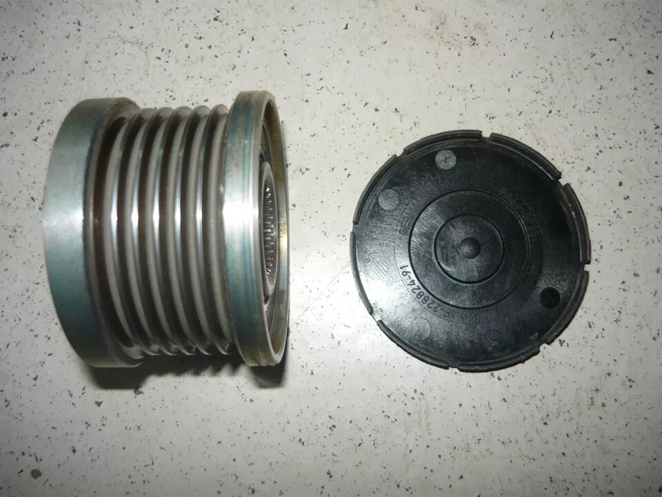 Обгонная муфта генератора kawasaki zzr 1100. Шкив генератора ниссан. Обгонная муфта генератора ниссан кашкай j10. Шкив генератора ниссан премьера п 12. Шкив генератора логан 1.