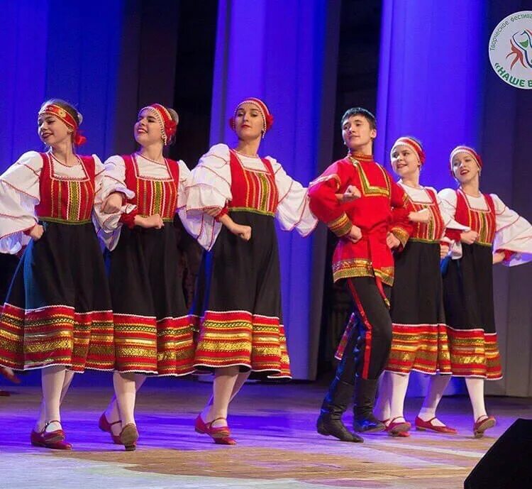 ансамбль задоринка. задоринки волжский. ансамбль задоринки сосновоборск в казани 2022. задоринки сосновоборск. задоринка лянтор ансамбль.