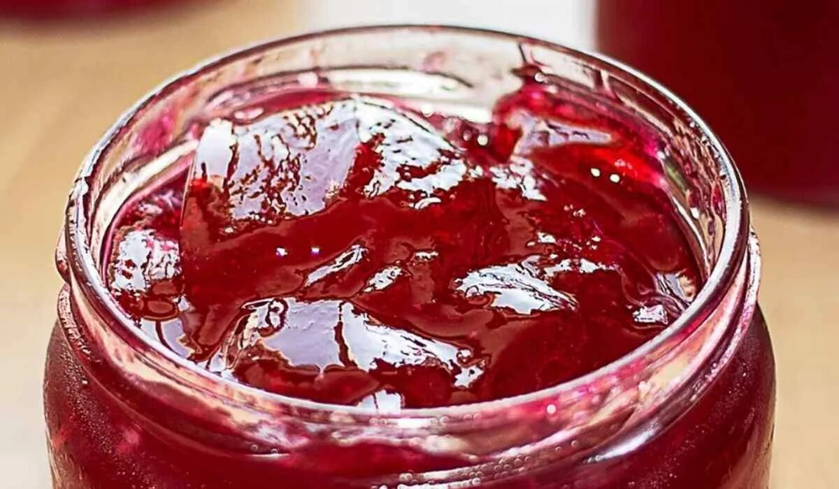 Конфитюр "красная смородина". Джем-желе из красной смородины. Как приготовить желе из варенья. Красная смородина желе. Как приготовить желе из варенья.