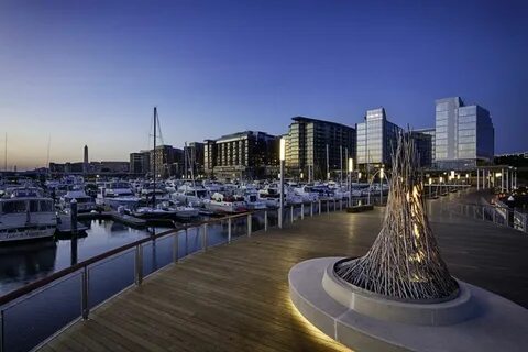 Waterfront перевод