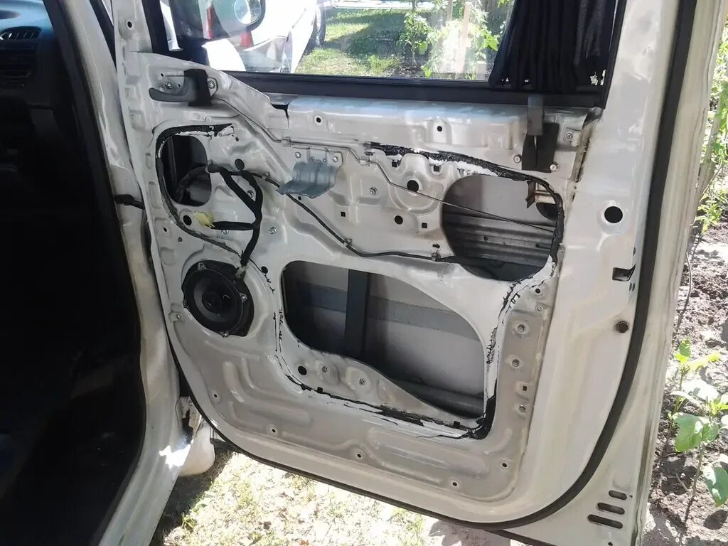 Как снять дверь на старекс BENZWERKS C-CLASS REAR DOOR PANEL REMOVAL. YouTube
