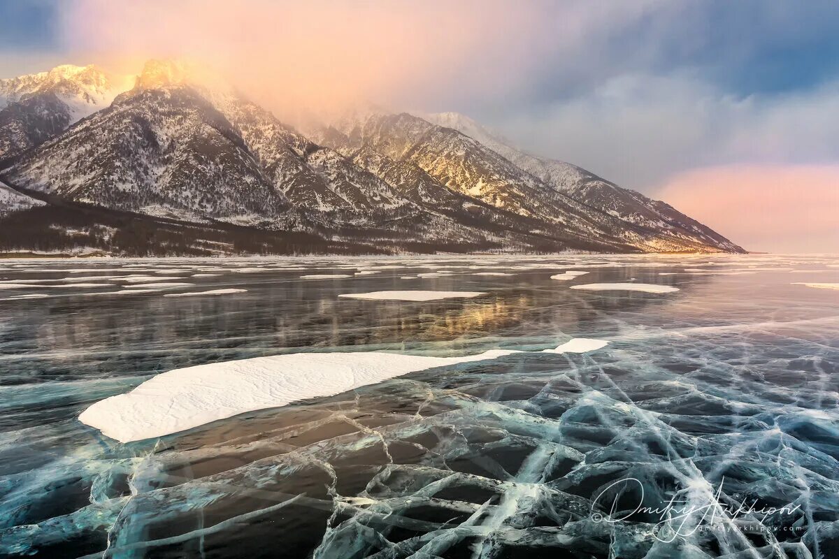 Озеро Байкал. Огой Байкал зимой. Култук Байкал. Lake baikal russia