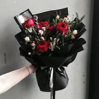 Темные букеты