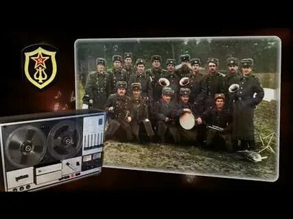 Дембеля поют песню