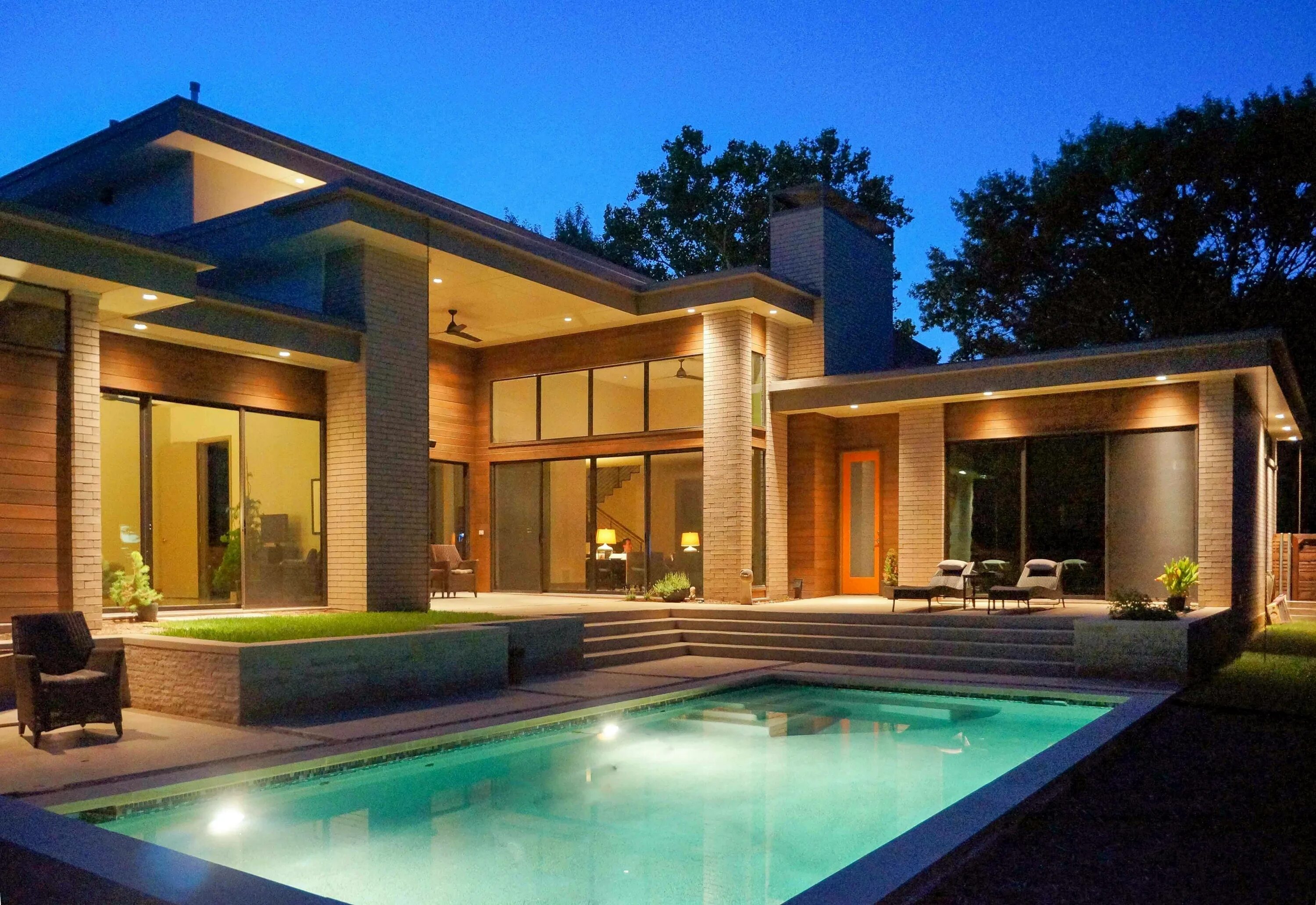 Новый коттедж с бассейном. Дом с бассейном 3д. дом с бассейном в сша планировка 3д. проект дома с бассейном homeplans. exterior design elements.