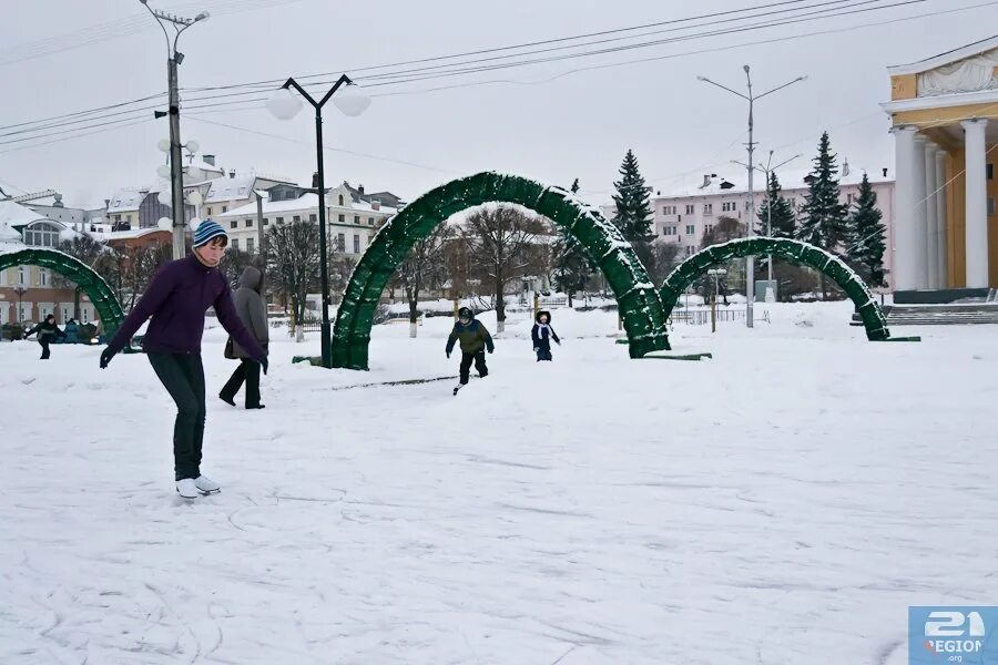 Каток на заливе Чебоксары 2022. Чебоксары каток на набережной. Каток на заливе. Катки Чебоксары открытые. Амазония чебоксары каток