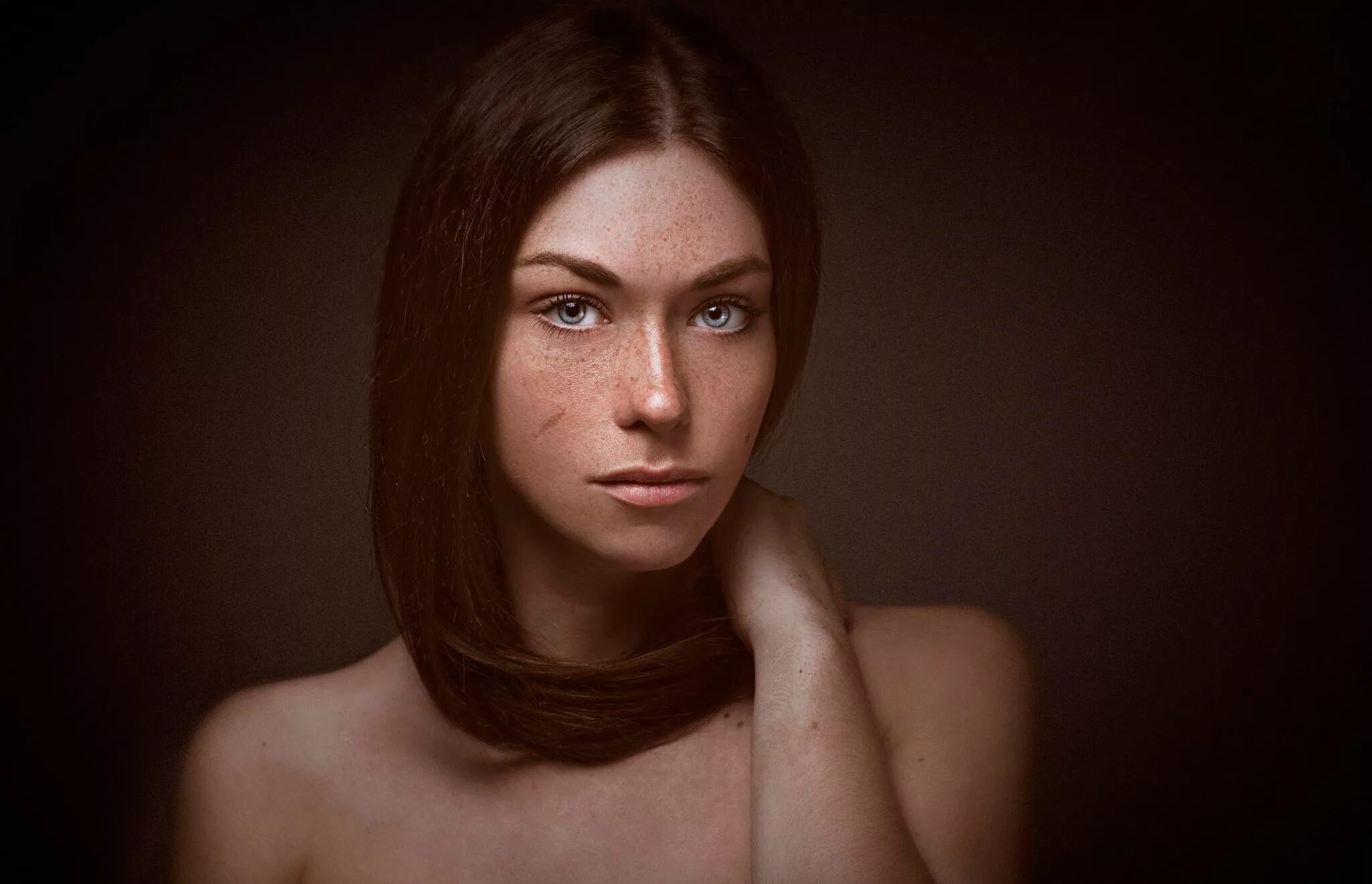 фотопортрет фон. фотопортрет темный. анастасия щеглова. фотопортрет фон. портретная съемка.