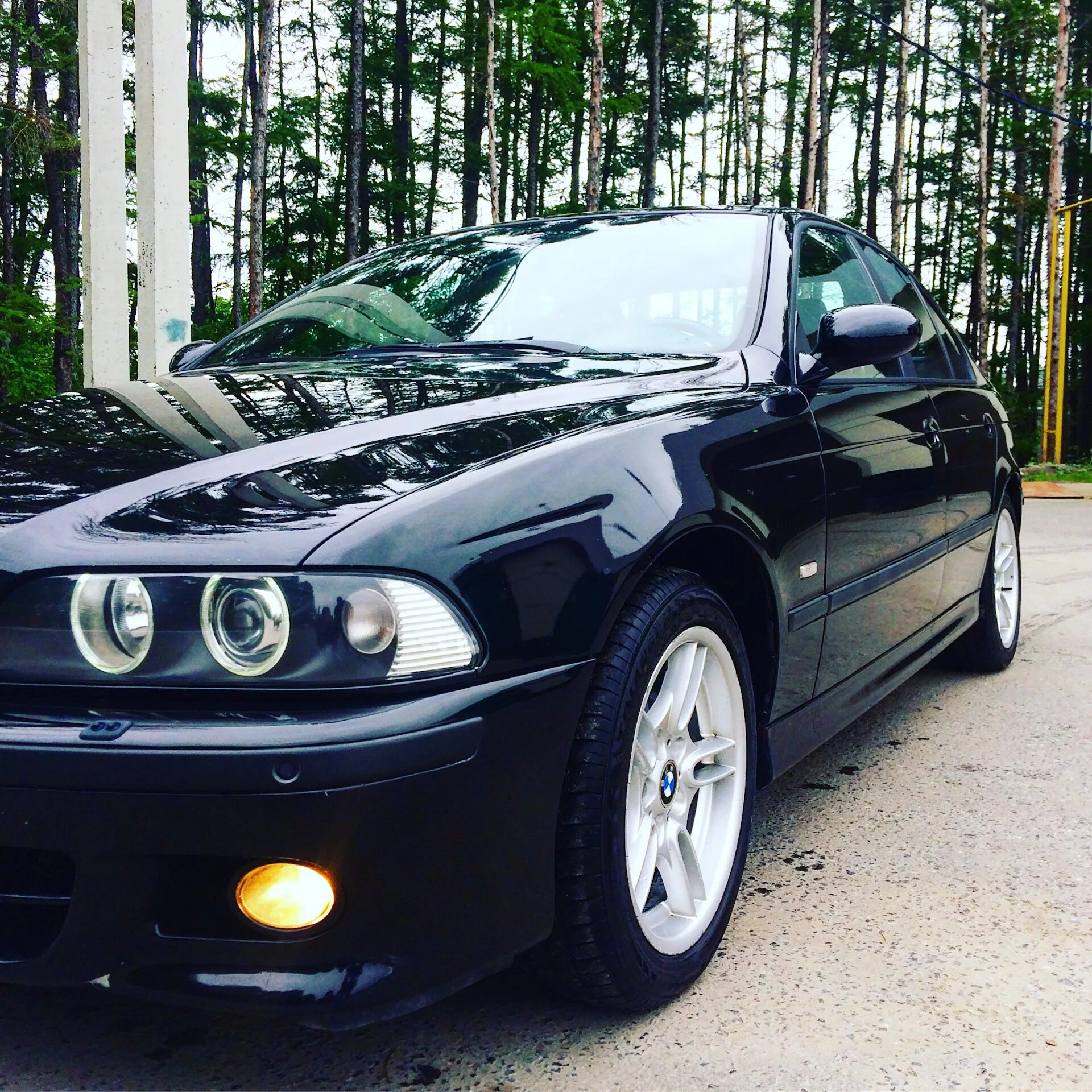 Бмв е39 1997. Bmw 5 е39. Bmw 5 e39. Бмв е39 520i. Бмв е39 воронеж.