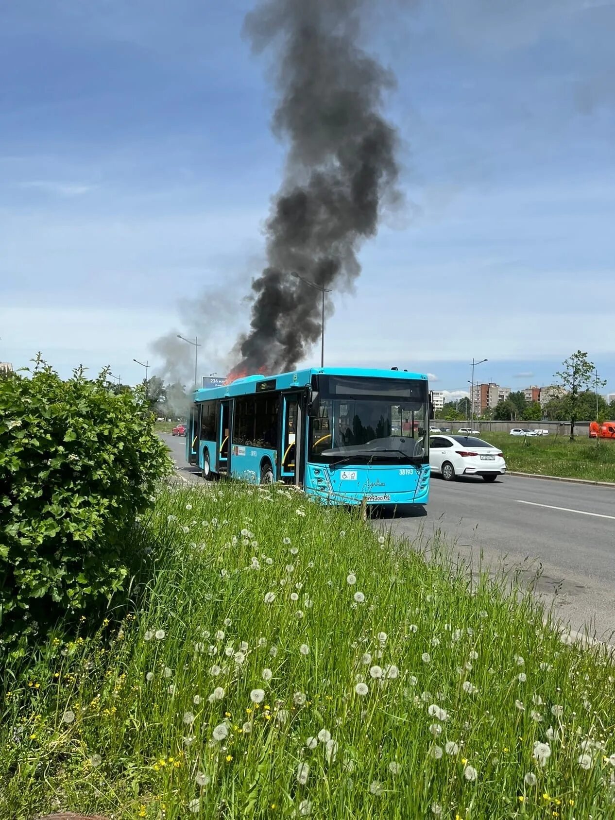 Сгорел автобус сегодня