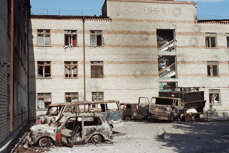 Штурм больницы в Буденновске 1995. Штурм больницы в Буденновске. Захват роддома