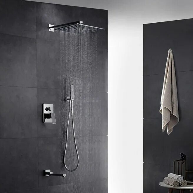 Смеситель для душа Grohe с тропическим душем черная. Встроенный тропический душ. Тропический душ встраиваемый в стену. Душевая лейка на стене