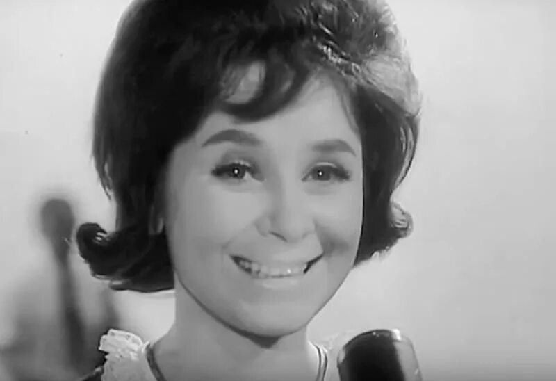 капиталина лазаренко певица. аида ведищева певица в молодости. певицы 60 70 годов список. тамара григорьевна миансарова. майя кристалинская.