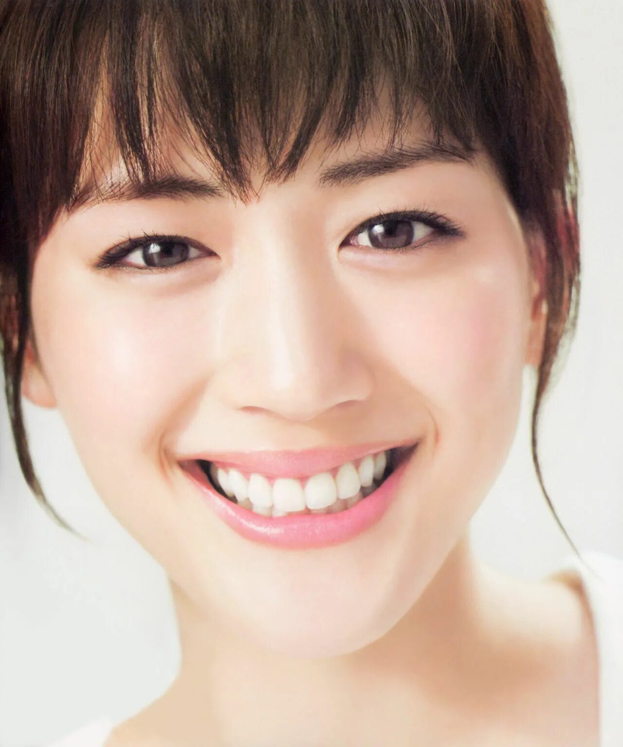 Харука аясэ. Харука Аясэ +18. Харука Аясэ (Haruka Ayase). Азиатская улыбка.