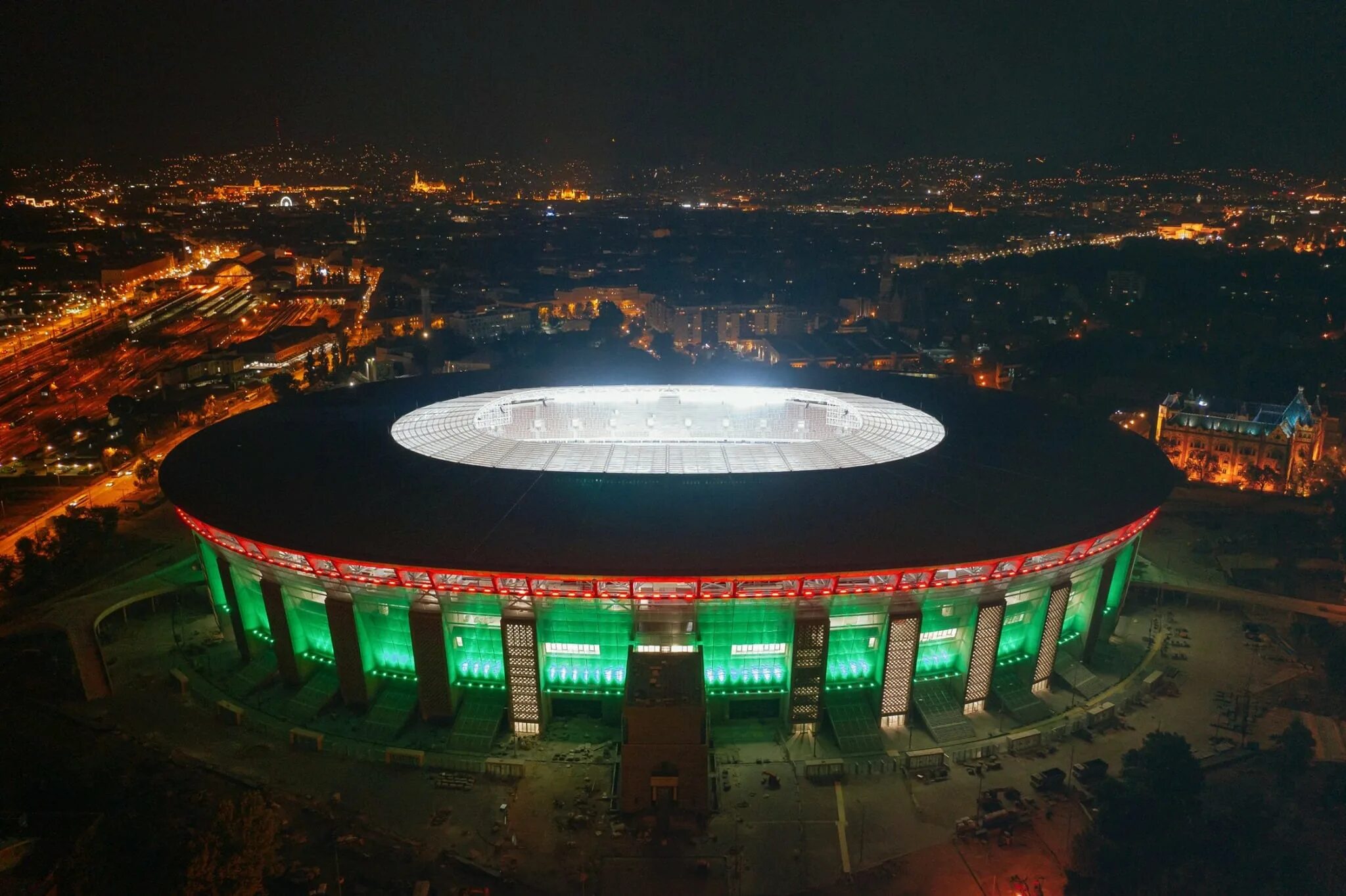 Фото нового стадиона. Ференц Пушкаш (стадион, 2019). Пушкаш Арена Будапешт. Будапешт стадион Пушкаша. Пушкаш Арена стадион.