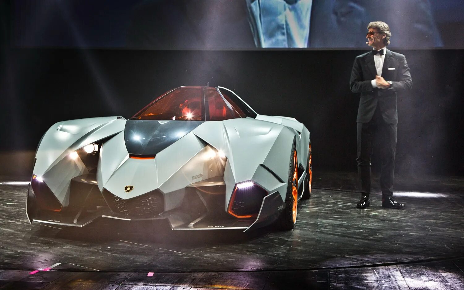 Ламборджини эгоиста 2021. Lamborghini egoist. Lamborghini egoista салон. Ламборджини egoista. Ламборджини egoista.