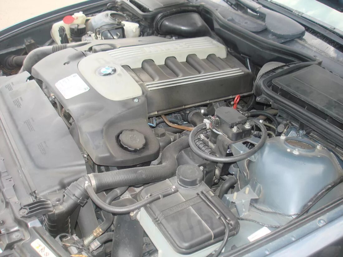 Bmw e38 750i v12. Двигатель 3. Bmw v12 750. Бмв 730 е38. Бмв е38 м57.