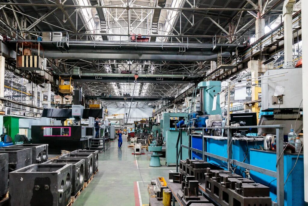 Металлообработка завод. Э. Машиностроительный завод подольск. Алмаз антей оборонная промышленность. Крупные металлообрабатывающие предприятия.