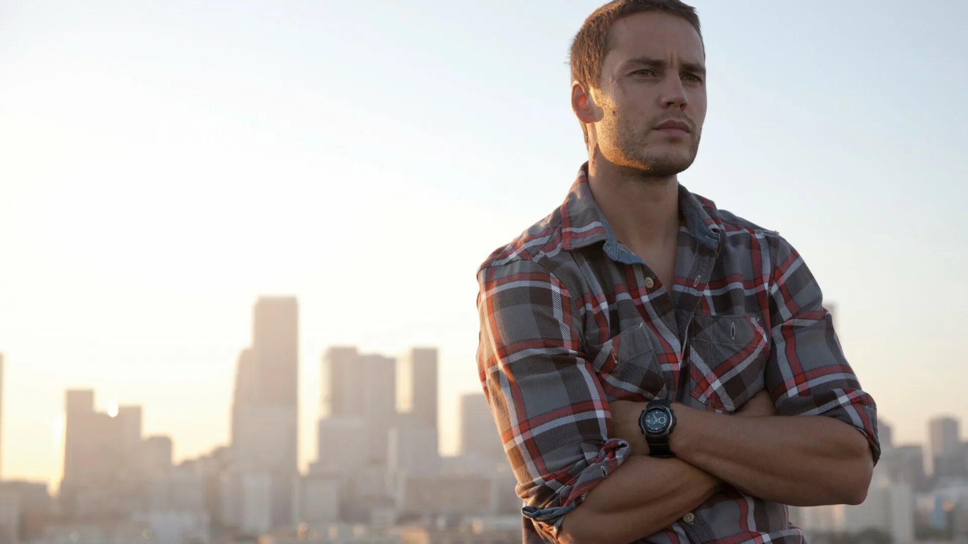 Мужчина улыбается. Включи топ человек. Button human download. Человек на прозрачном фоне. Счастливый мужчина.