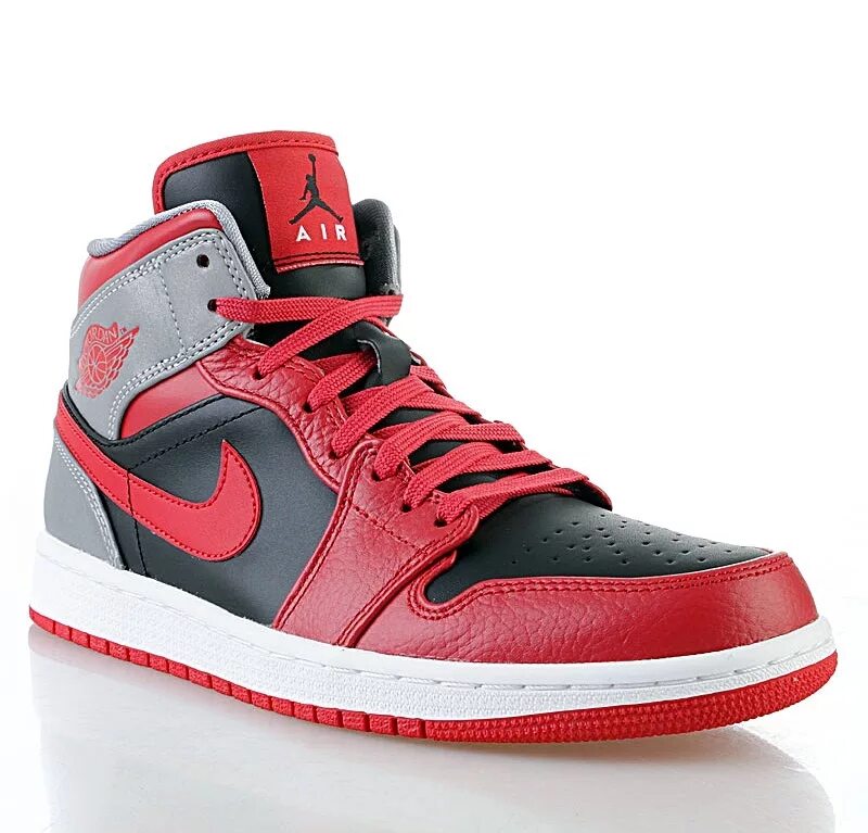 Jordan 1 мужские. Кроссовки Nike Air Jordan 1. Nike Air Jordan 1 Mid. Jordan кроссовки Air Jordan 1 Mid.