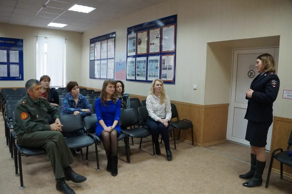 Ивс лысьва. Г лысьва -на - полицая - внутренних - дел гаророжание. Лысьва отдел мвд. Сотрудники мвд лысьва. Мвд по лысьвенскому городскому округу пермского края.