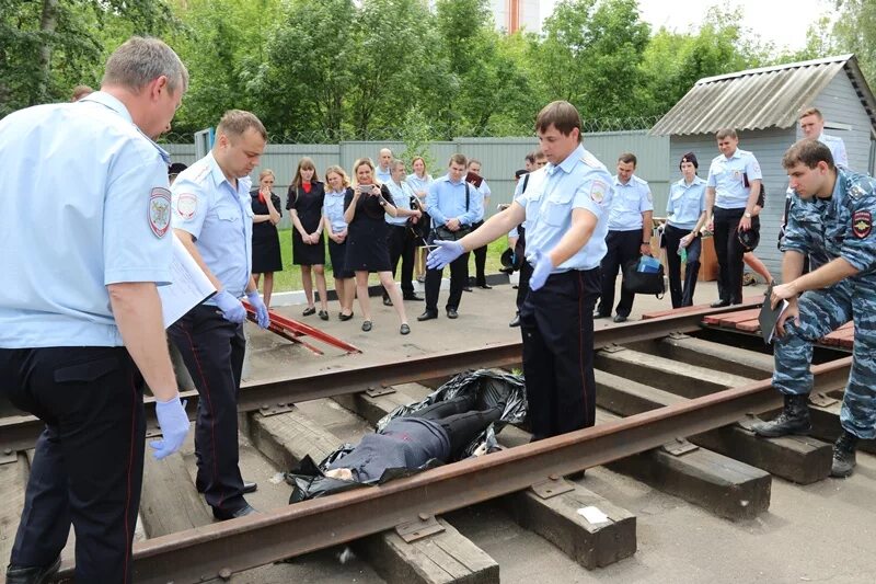 Криминалисты транспортной полиции. Эксперты криминалисты в транспортной полиции. ЦПП Подольск МВД. Учебный центр МВД на Силикатной. Учебный центр транспортной