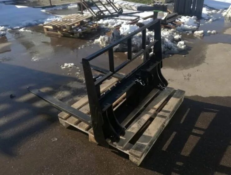 Вилы для погрузчика bobcat. Вилы для поддонов для мтз 82. Длинные вилы для погрузчика. Вилы паллетные для фронтального погрузчика sdlg. Вилы для погрузчика универсал стандарт 1200.