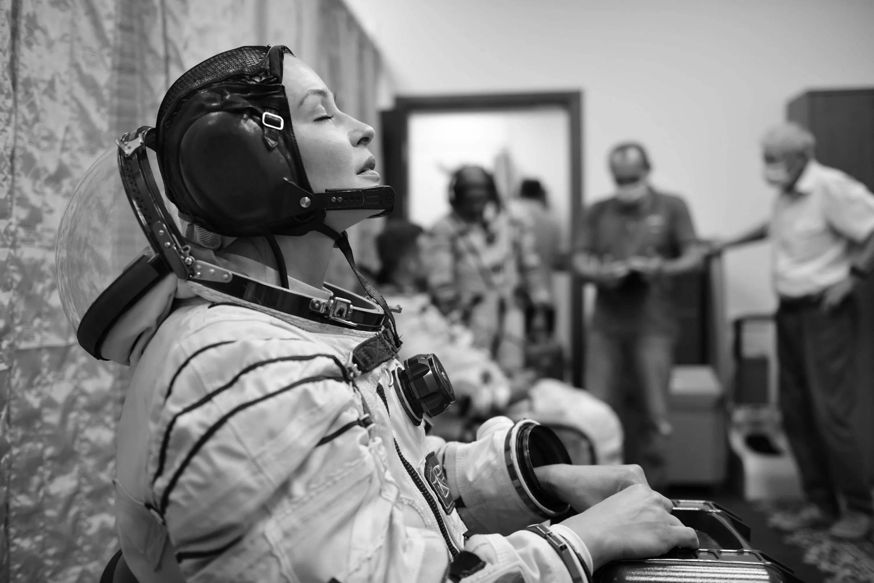 Мероприятия в сочи. Вызов проект первый. Фильм вызов роскосмос. Фильм вызов в космосе. Вызов первые в космосе.