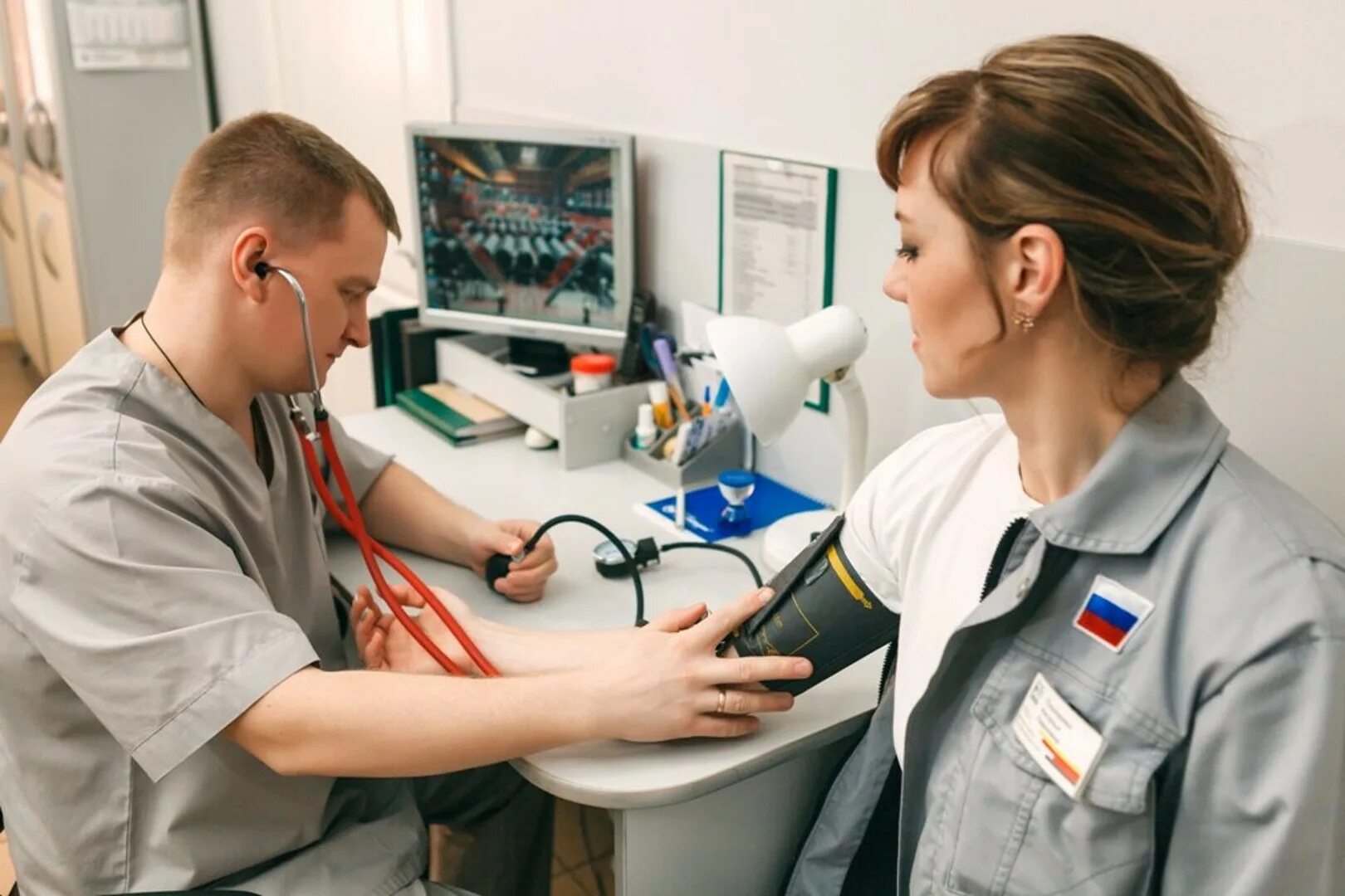 Фельдшер скорой помощи. Фельдшер помощник врача общей практики. Бригада врачей скорой помощи. Фельдшер. Моисеева ирина александровна.