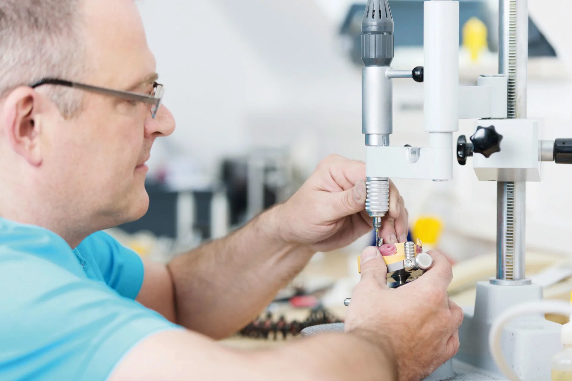 зубной техник вакансия московский область