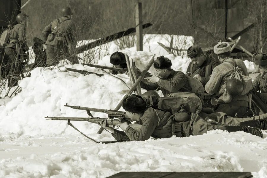 Бои в окружении. Любанская операция 1942 года. Ленинградский фронт бойцы 1942. Любанская операция Волховского фронта. Любанская наступательная операция январь 1942.