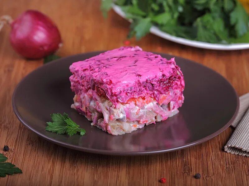 Подшуба салат. Сельдь "сельдь под шубой". Салат селедка под шубой вкусная. Салат под шубой сельдь под шубой. Салат «сельдь под шубой» 400гр.