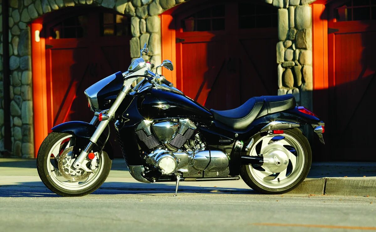 Suzuki Boulevard m109r. Suzuki 109 Boulevard. Suzuki Boulevard m109. Сузуки Боливар м 109 р. Булевард мотоцикл