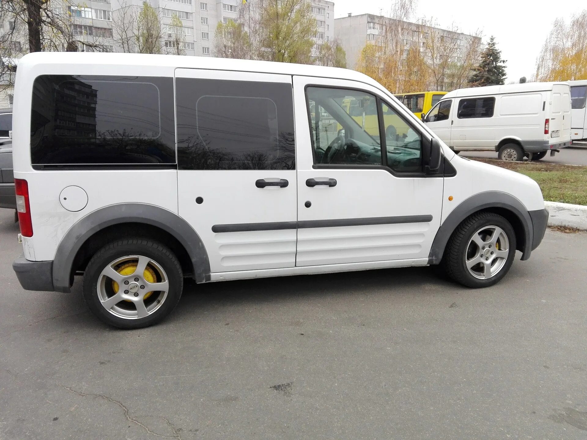 Форд коннект 1.8 купить. Ford Transit connect 1.8. Ford Transit connect 2008. Форд Коннект 2007. Ford Transit connect диски.