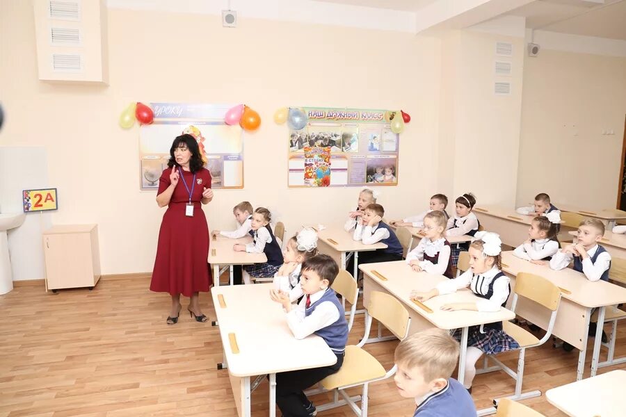 Школы новосибирска. Школа 54 новосибирск. Место в классе 9. Места в школах новосибирск. Места в школах новосибирск.