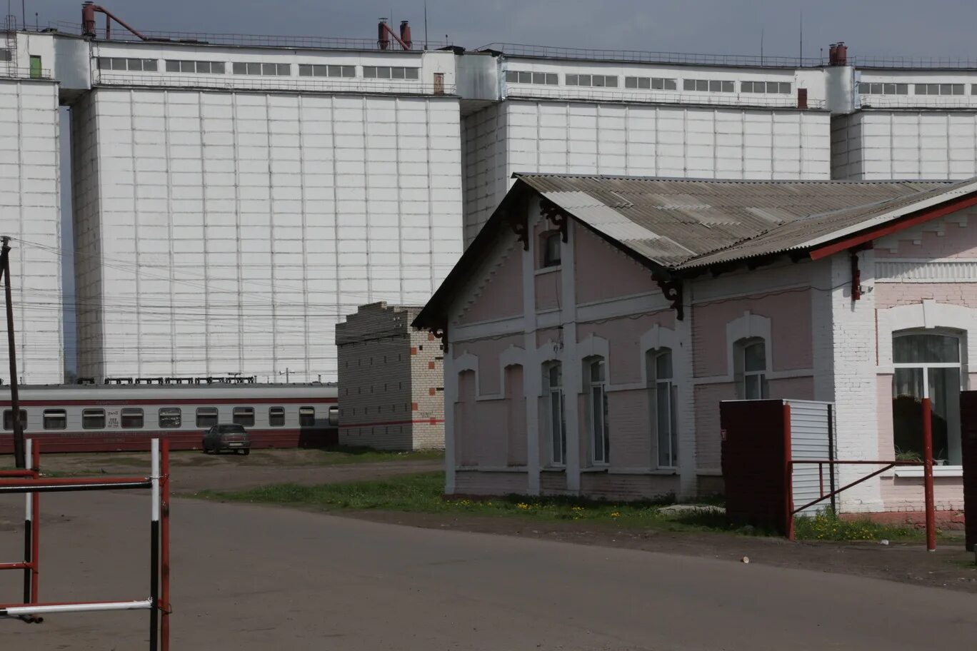 Воронежская таловский сайты. ЖД вокзал Таловая. Ст Таловая Воронежской области. Рабочий поселок Таловая Воронежская область. Станция Таловая Воронежской области.