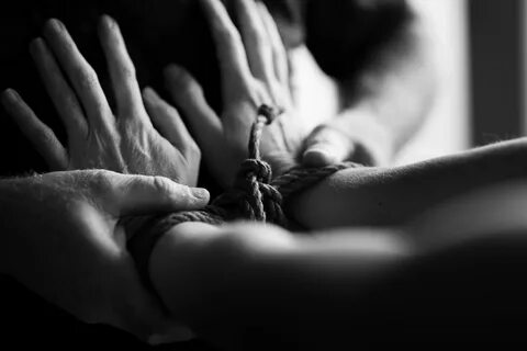 Erotic photography in Virginia: wrists tied, shibari.