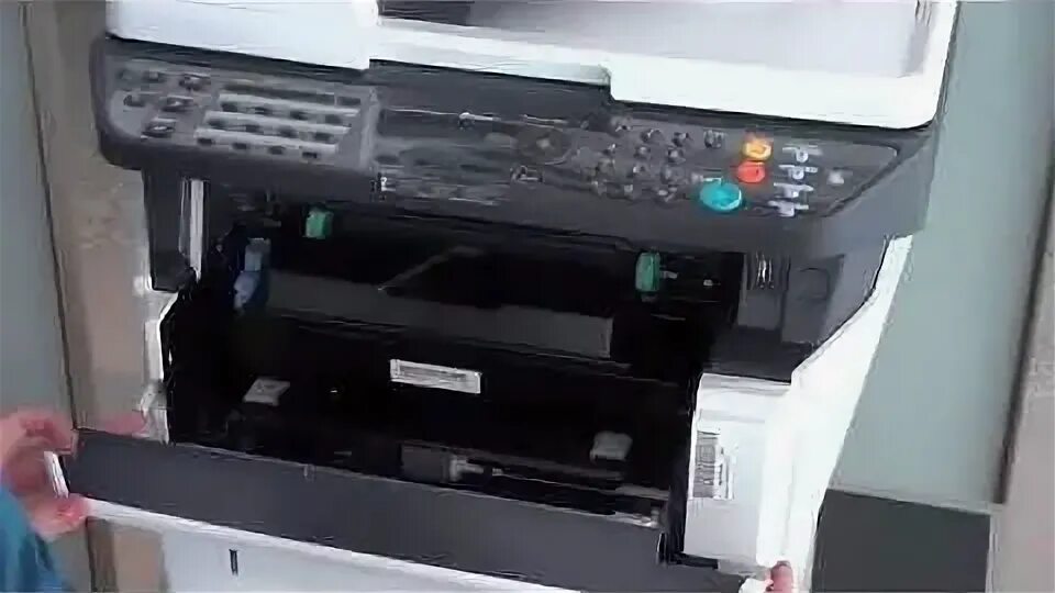 Kyocera ecosys m2035dn картридж. Мфу kyocera m2535dn. 2530dn kyocera. принтер ecosys m2035dn. kyocera 2530 картридж.