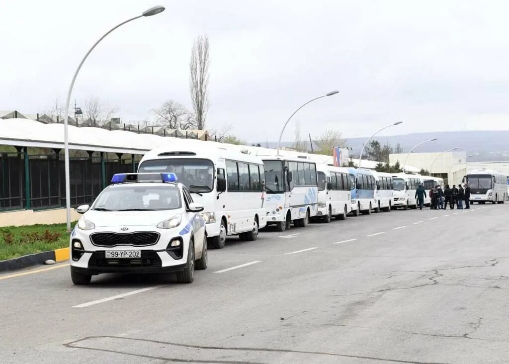 Въехать в азербайджан. Самур пограничный пункт Азербайджан. Пункт пропуска Самур. Таможня Азербайджана и России. Таможня Самур.