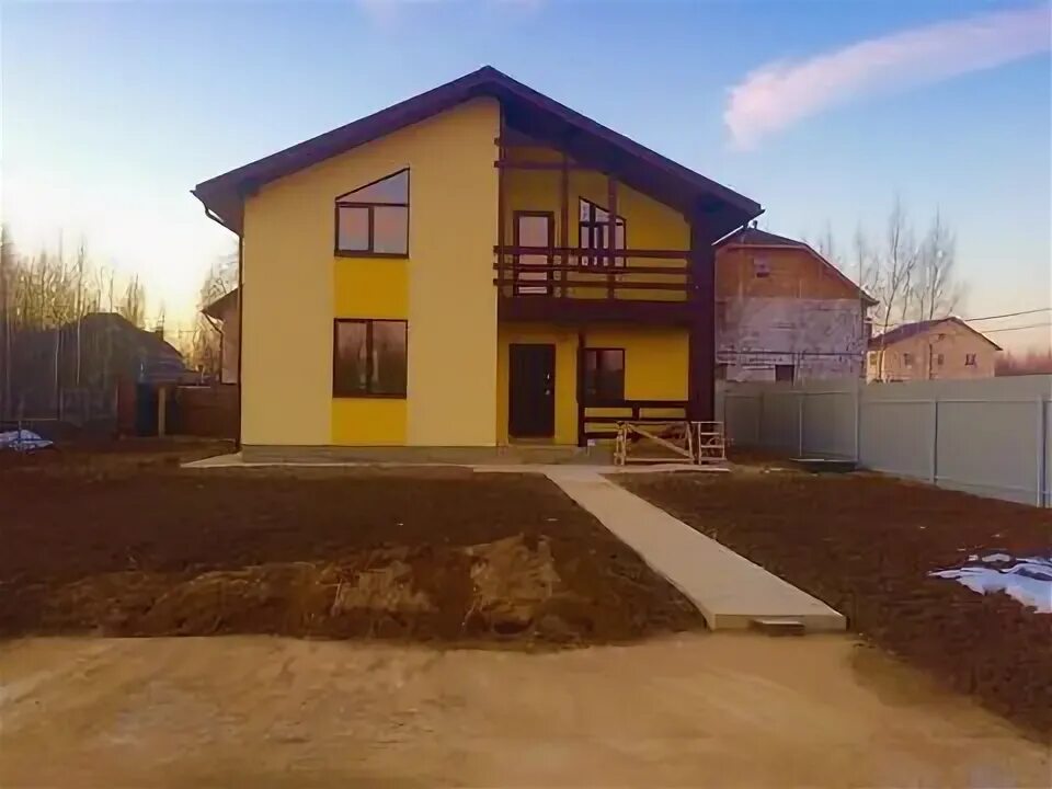 Богатые дома тамбов. Петровские дачи. Петровские дачи. Квартиры село петровское тамбовская обл ул солнечная. Двухэтажный дом в петровске.