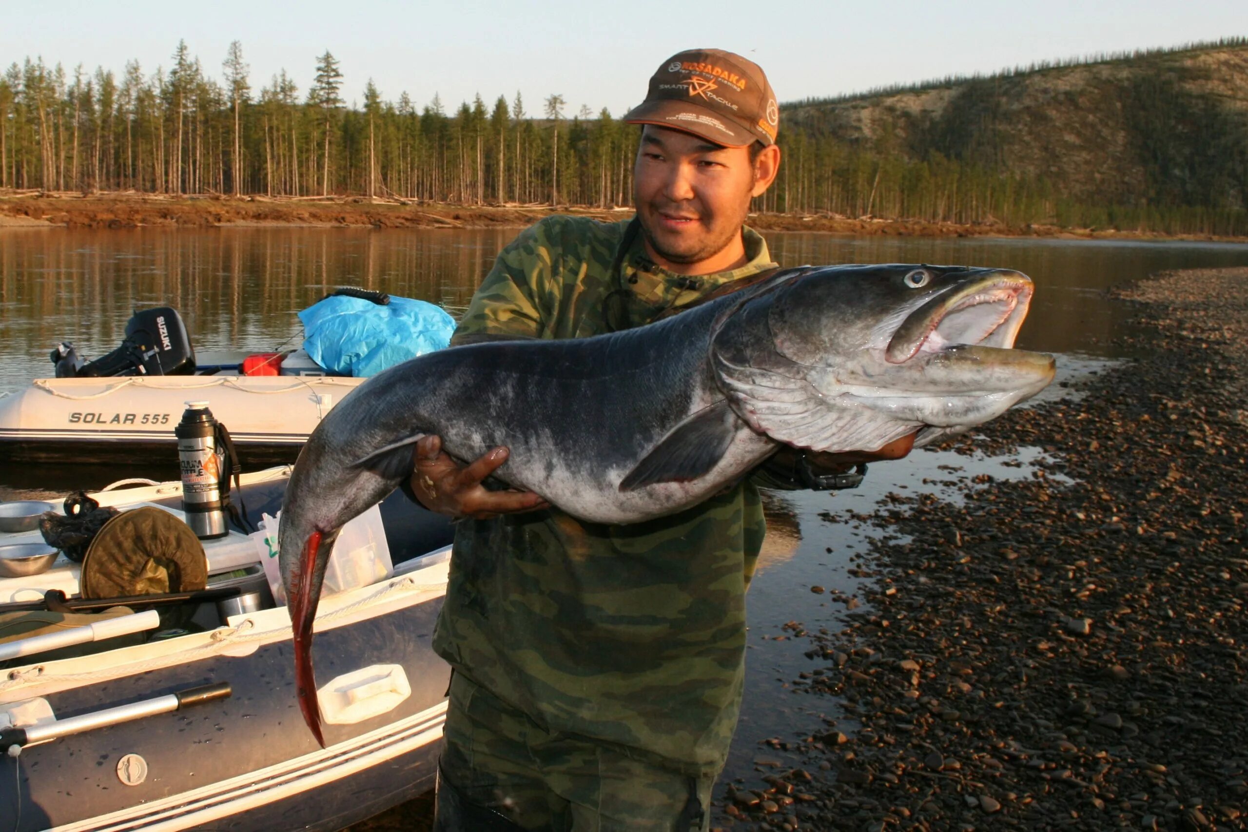 рыбалка на тайменя в якутии. первый лед 2020 зимняя рыбалка в якутии. рыбалка якутия 2021. рыбалка в якутии 2020 новое. рыбалка в якутии зимой.