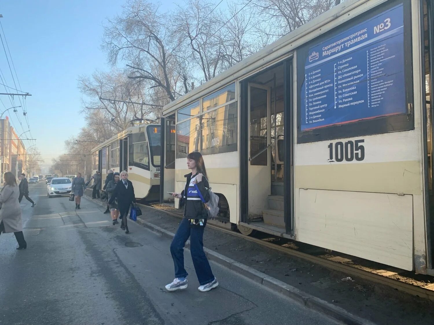 Трамвай 71-619а кемерово. Ижевский трамвай в 1965. Шоссе энтузиастов трамвай. Городской округ город пермь авария трамвая 2012. Трамвай 9 саратов.