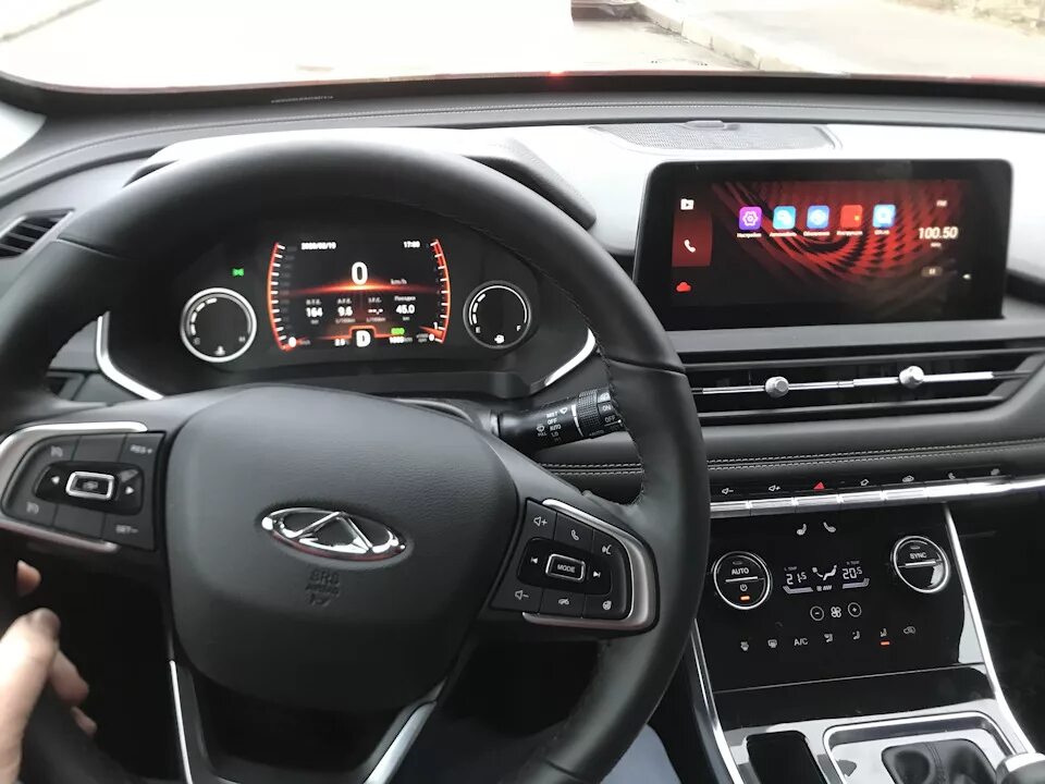 Руль чери тигго 8 про макс. Руль chery tiggo 8 pro. тигго 8 про салон. чери тиго 8 салон ночью.