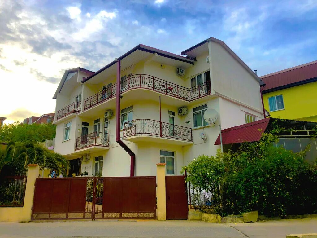 фермерский переулок 2/1 адлер. гостевой дом адлер фермерский переулок 32. авеню 1 адлер фермерская. фермерский переулок адлер. адлер фермерский переулок 17.