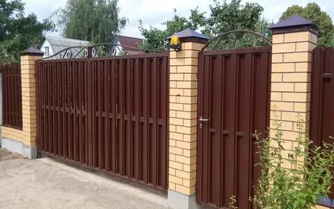 Забор штакетник металлический ворота и калитка