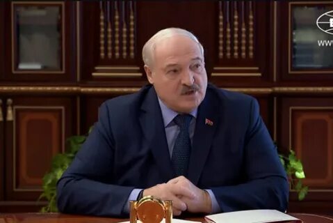 Лукашенко уволил