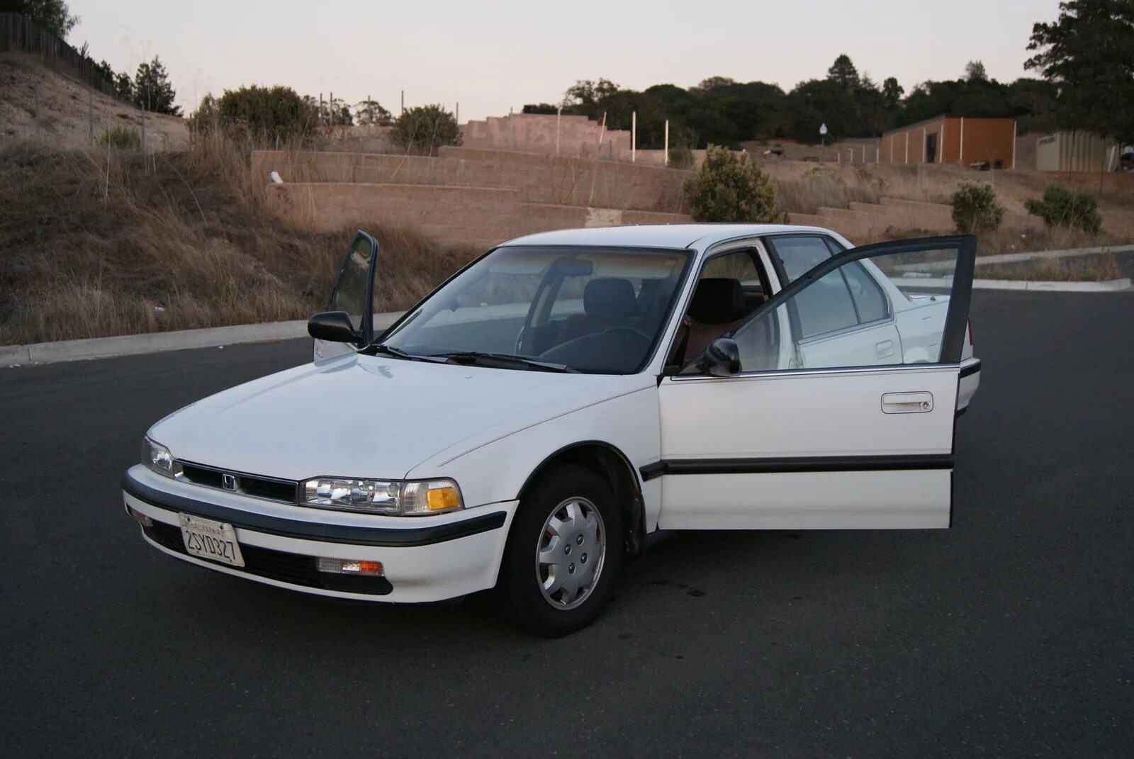 Honda accord 4. Honda accord coupe 1990. Хонда аккорд 1990. Nissan accord 1990. Honda accord 1990.