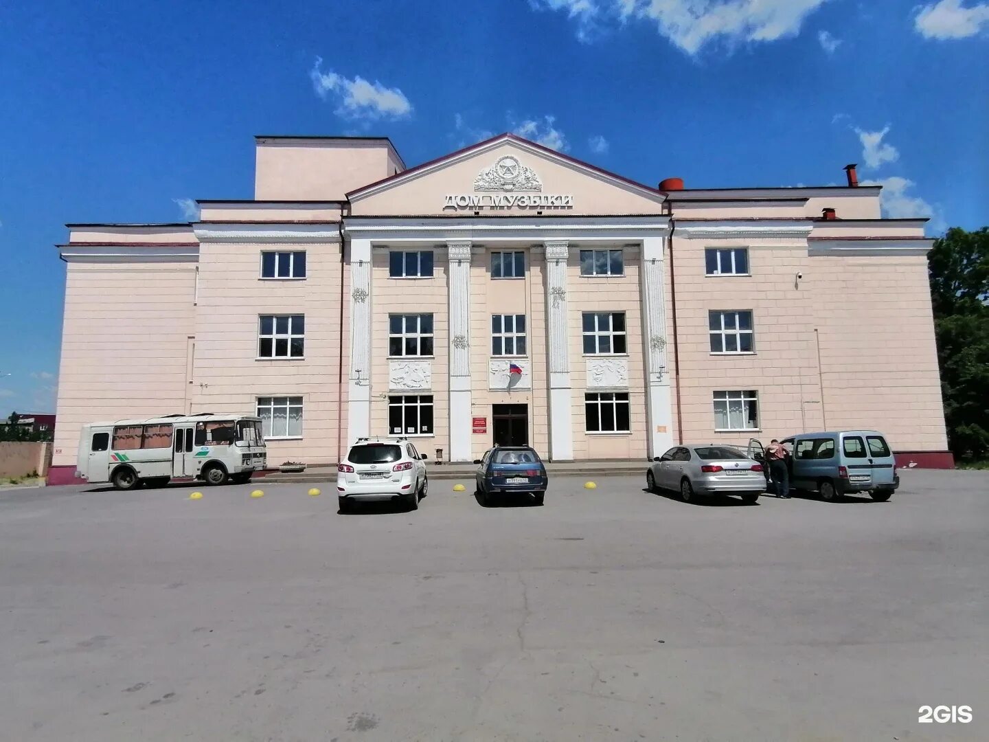 Дом осипенко. Улица осипенко липецк. осипенко 18 липецк. липецк здания. осипенко 11 липецк.