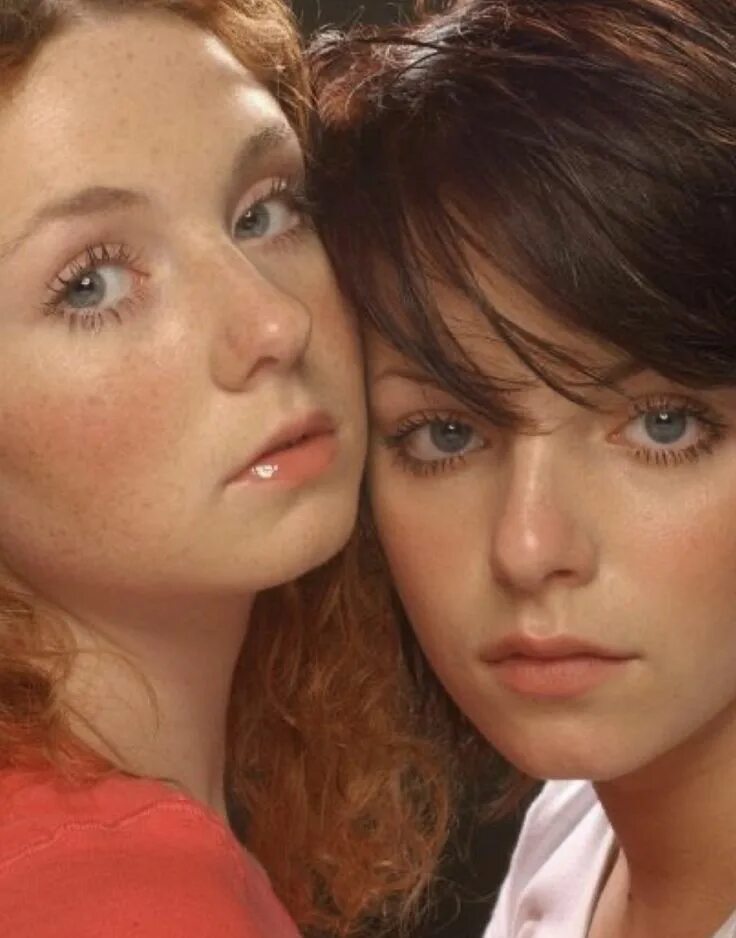 Группа тату это. Tatu группа 2002. тату группа 2002. группа тату 2012. группа t.a.t.u.