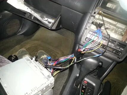 Как правильно установить магнитолу в автомобиль