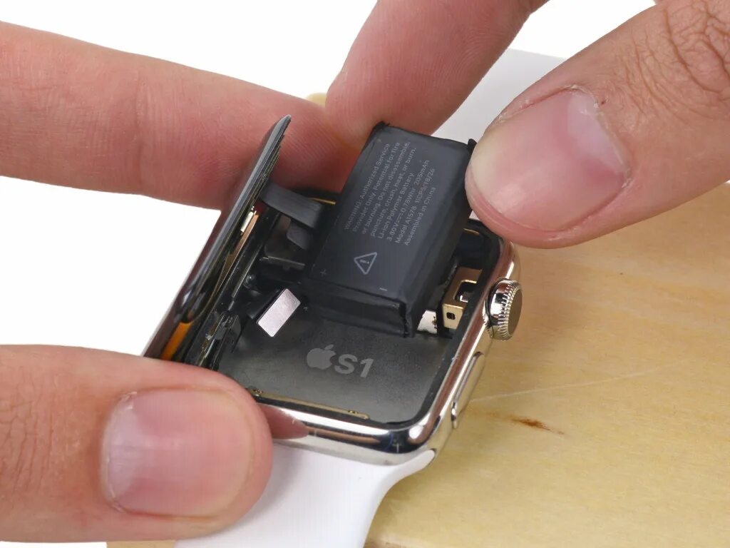 Аккумулятор эпл вотч. Акб апл вотч 4. батарея apple watch. замена акб apple watch. замена аккумулятора в смарт часах.